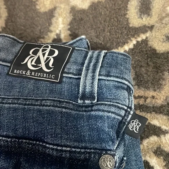 Rock & Republic Kasandra Flare Jeans size 2 M Stretch Great Condition R010353 - Picture 4 of 17